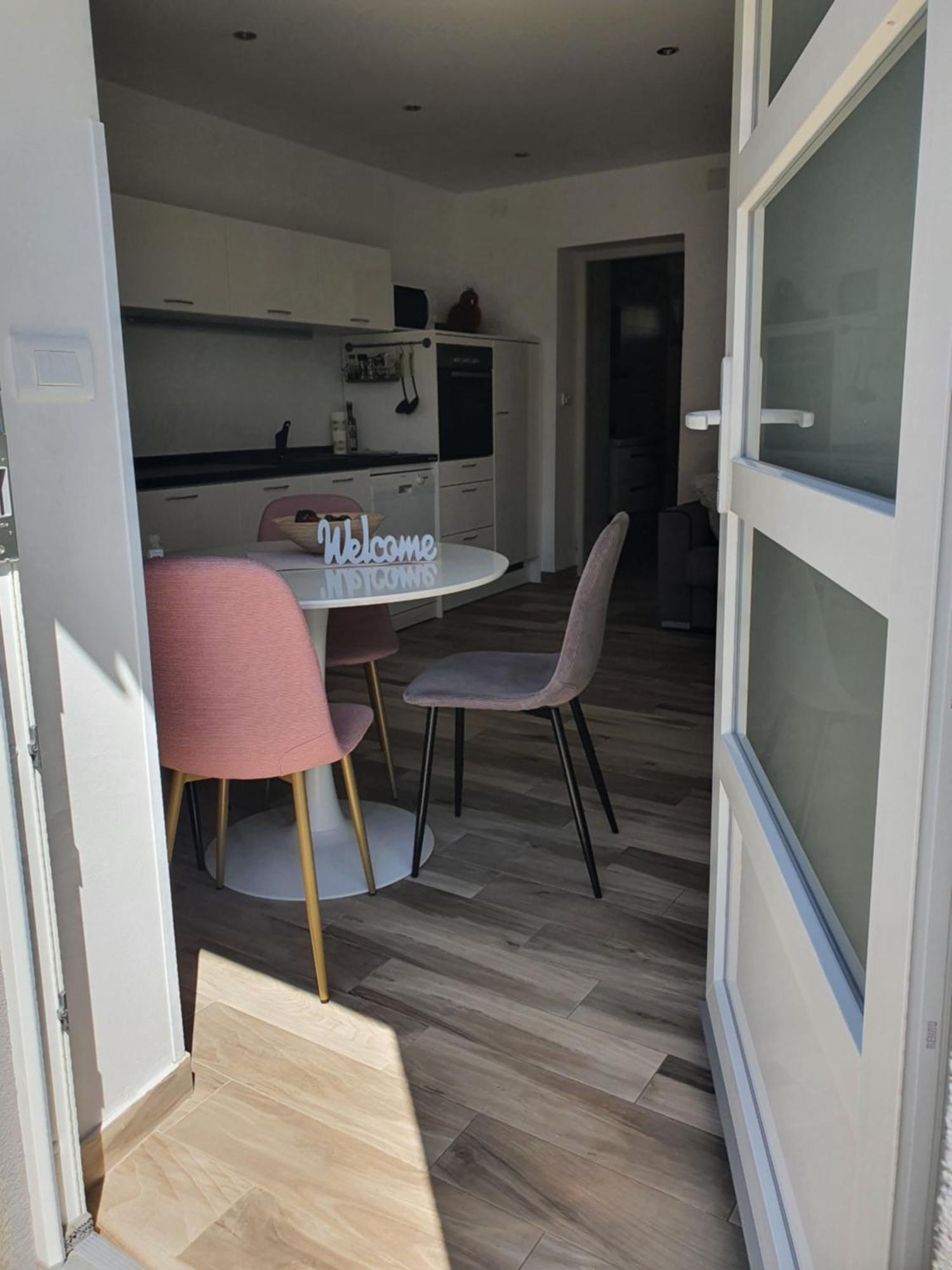 Apartment Manu プーラ 部屋 写真